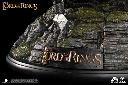 infinity LOTR life-size Ringwraith bust - 4