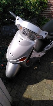 Snor scooter Dj Kymco - 1