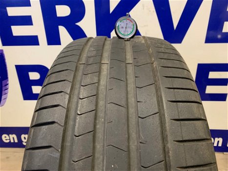 2x Pirelli zomer autobanden op voorraad. Per stuk €85,- - 2