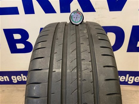 Goodyear zomer autobanden 255/35/19 per stuk €65,- - 2