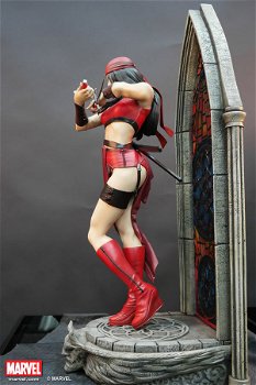 XM Studios Elektra statue - 4