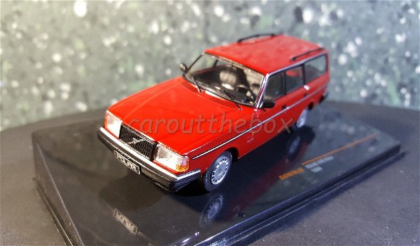 Volvo 240Polar 1988 rood 1/43 Ixo V833 - 1