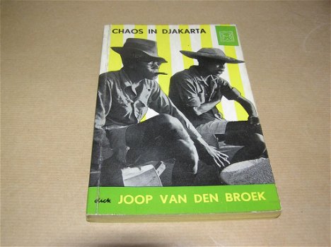 Chaos in Djakarta - Joop van den Broek - 0
