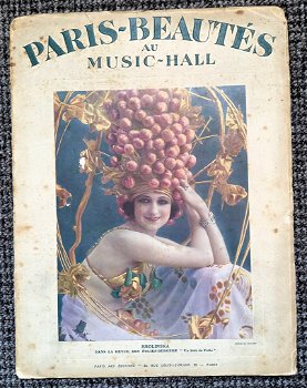 Paris-Beautés au Music-Hall oa Josephine Baker - 0