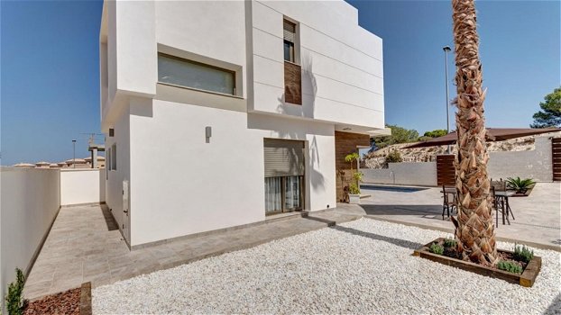 Rustig gelegen villa met eigen zwembad, Spanje - 1