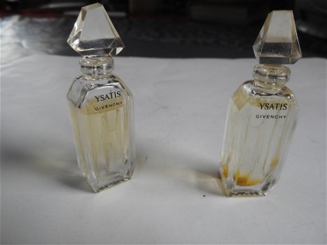 2 parfum flesjes - 0