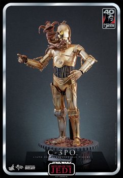 Hot Toys Star Wars Episode VI 40th Anniversary Figure C-3PO - 1