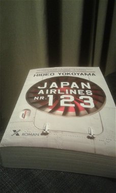 Japan airlines nr 123 - Hideo Yokoyama