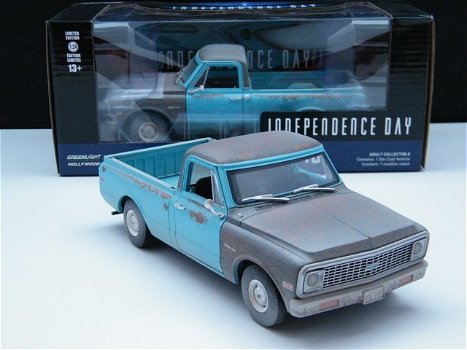 modelauto Chevrolet C10 – Independence day – Greenlight 1:24 - 0