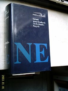 Groot woordenboek Nederlands-Engels.