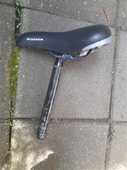 Te koop. Sportief kinderfiets zadel . - 2