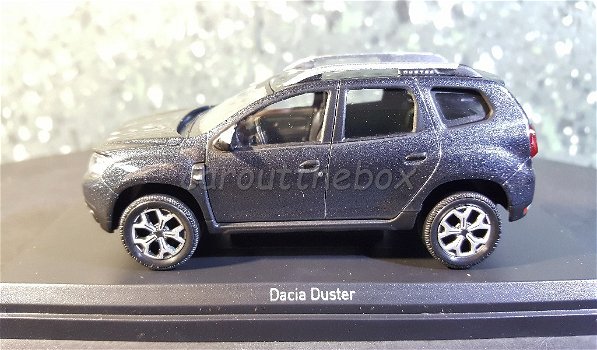 Dacia Duster grijs 1:43 Norev - 0