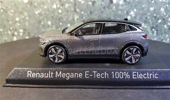 Renault Megane E-Tech grijs 1:43 Norev - 0