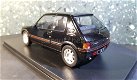 Peugeot 205 GTi zwart 1:24 Whitebox - 2 - Thumbnail