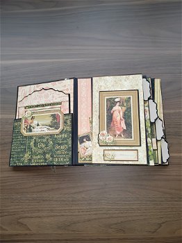 Mini album Portrait of a lady - 1