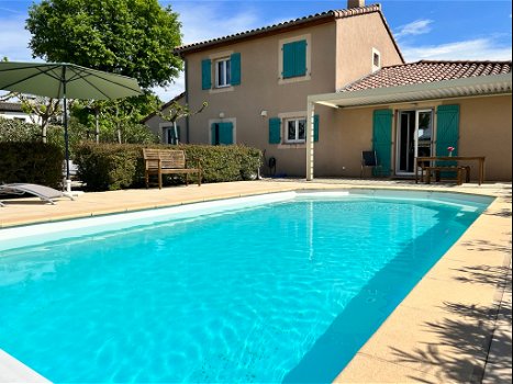 Te huur vakantie woning in de Ardèche last minute met prive verwarmd zwembad op een mooi park - 0