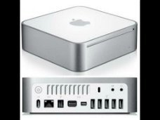 Mac Mini YM008B8Y9G5 en 2 Lcd's en iSight Camera Enz.