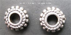 tibetaans zilveren spacers 20 - 7,5 mm: 10 voor 0,75€