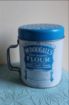 Een praktische handige McDougall's flour shaker in blauw en wit - 0