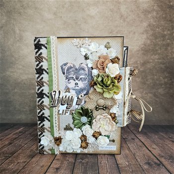 KIt a dogs life mini album with no binding - 0