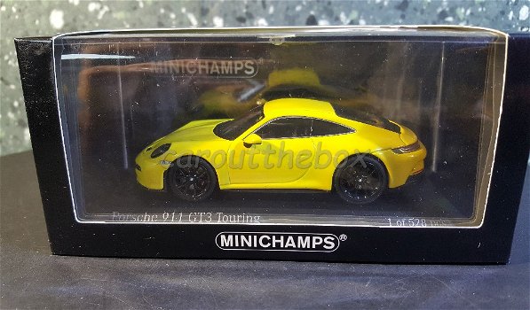 Porsche 911 GT3 Touring 2021 racinggelb 1/43 Minichamps Mi079 - 3