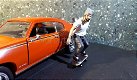 Diorama figuur skateboarder 2 1:18 Amer. diorama AD410 - 1 - Thumbnail