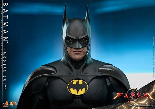 Hot Toys The Flash Batman Modern Suit MMS712 - 3