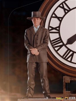 Iron Studios BTTF III Deluxe Statue Marty and Doc at the Clock - 5