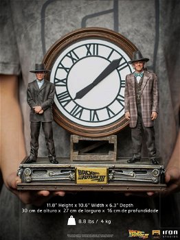 Iron Studios BTTF III Deluxe Statue Marty and Doc at the Clock - 6