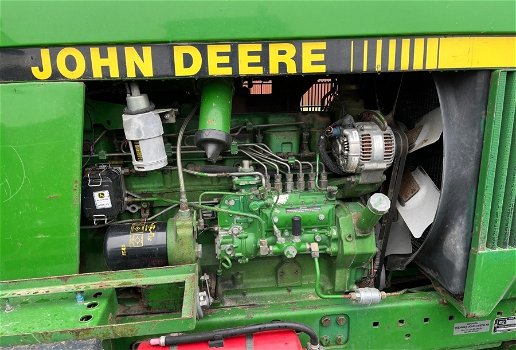 Traktor John Deere 4755 - 6