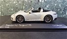 Porsche 911 Targa 4 GTS grijs 1/43 Minichamps - 0 - Thumbnail