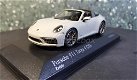 Porsche 911 Targa 4 GTS grijs 1/43 Minichamps - 1 - Thumbnail