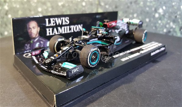 Mercedes AMG Petronas W12 HAMILTON 2021 1/43 Minichamps - 1