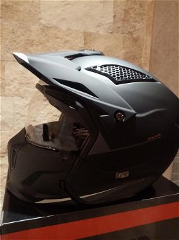 NEW MODEL HELM MT| STREETFIGHTER S| SV|22.06 KEUR|XXL 62/63CM MAT ZW. - 1