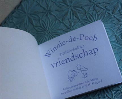 Winnie-de-Poeh - het kleine boek van vriendschap - 1