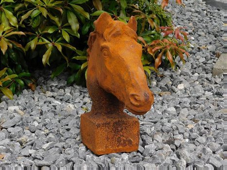 paardenhoofd , beeld van een paard - 1