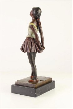 Een bronzen sculptuur van een danseresje-brons-beeld - 5