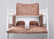 Leopard gecoate kussens voor stokke kinderstoel