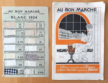 Au Bon Marché 1924 Met 14 originele textiel samples - 0