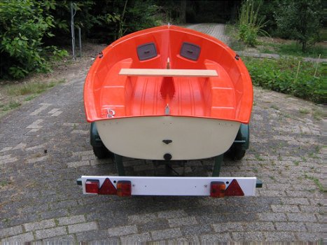 Zeilboot met trailer - 0