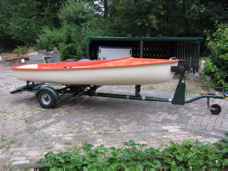 Zeilboot met trailer - 1