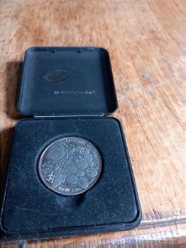 Efteling munt, zilverkleurige , - uitgegeven door de Nederlandse Munt. - 1