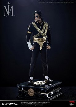 Blitzway Michael Jackson statue - 1