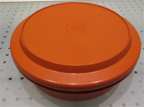 Vintage TUPPERWARE oranje en groen 2 serveerschalen met deksel - 4