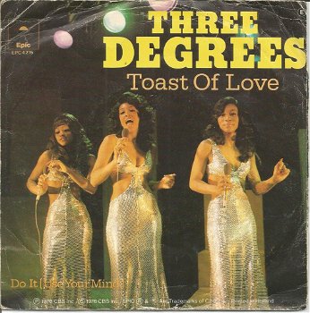 Three Degrees – Toast Of Love (1976) - 0