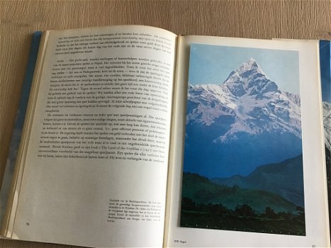 Nepal, is een land in Azië, gelegen in de Himalaya tussen India en China - 6