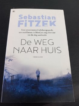 Het geschenk + De weg naar huis - Sebastian Fitzek - 0