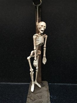 skelet - 0