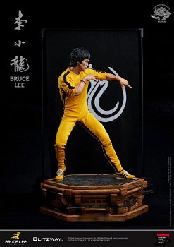 Blitzway Bruce Lee 50th Anniversary Tribute Statue - 6