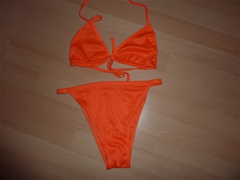 bikini oranje - 1